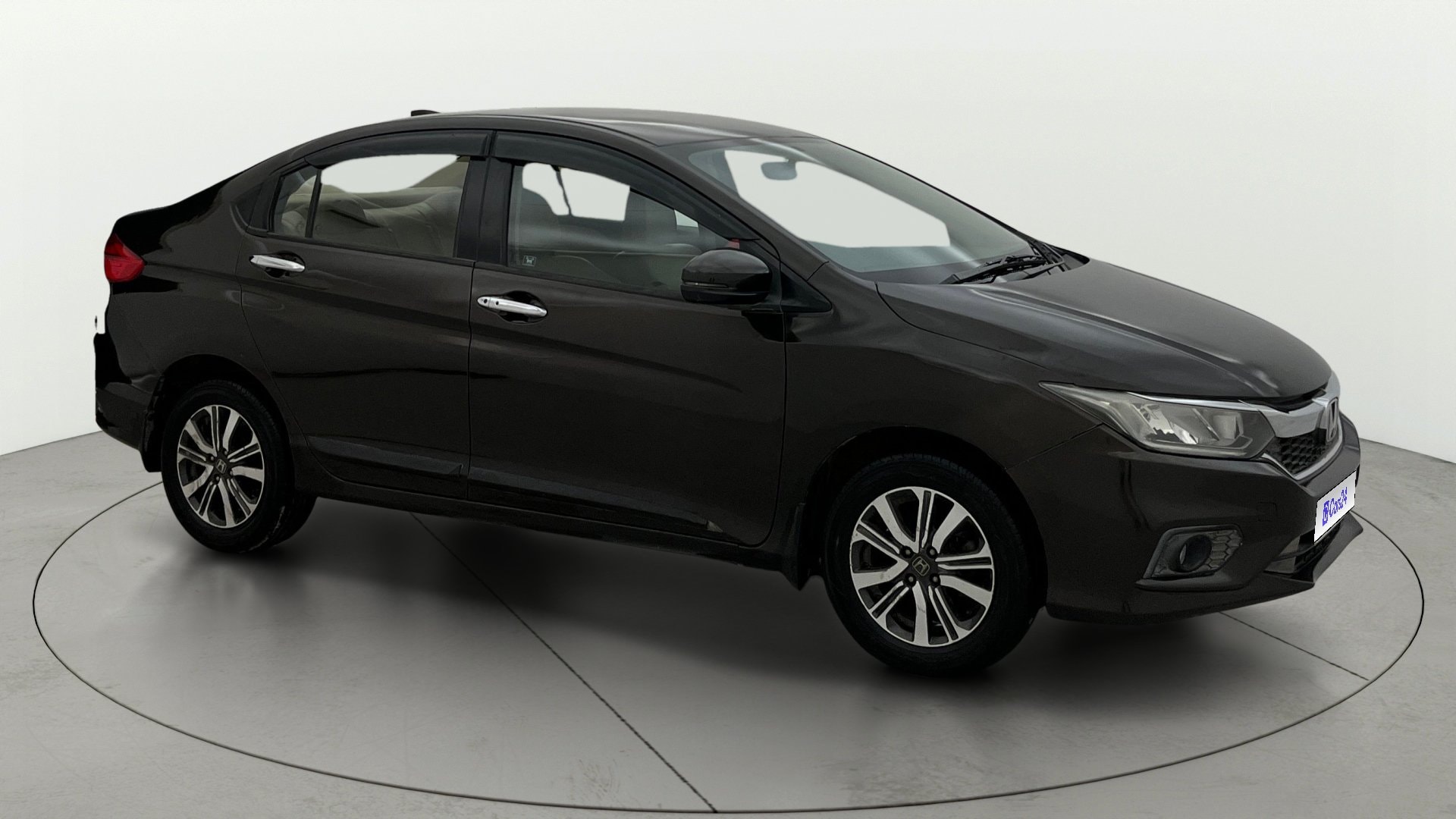 View 2019 Honda City ZX MT Diesel Anniversary Edition Image 14 Used 2019 Honda City ZX MT Diesel Anniversary Edition Image 14