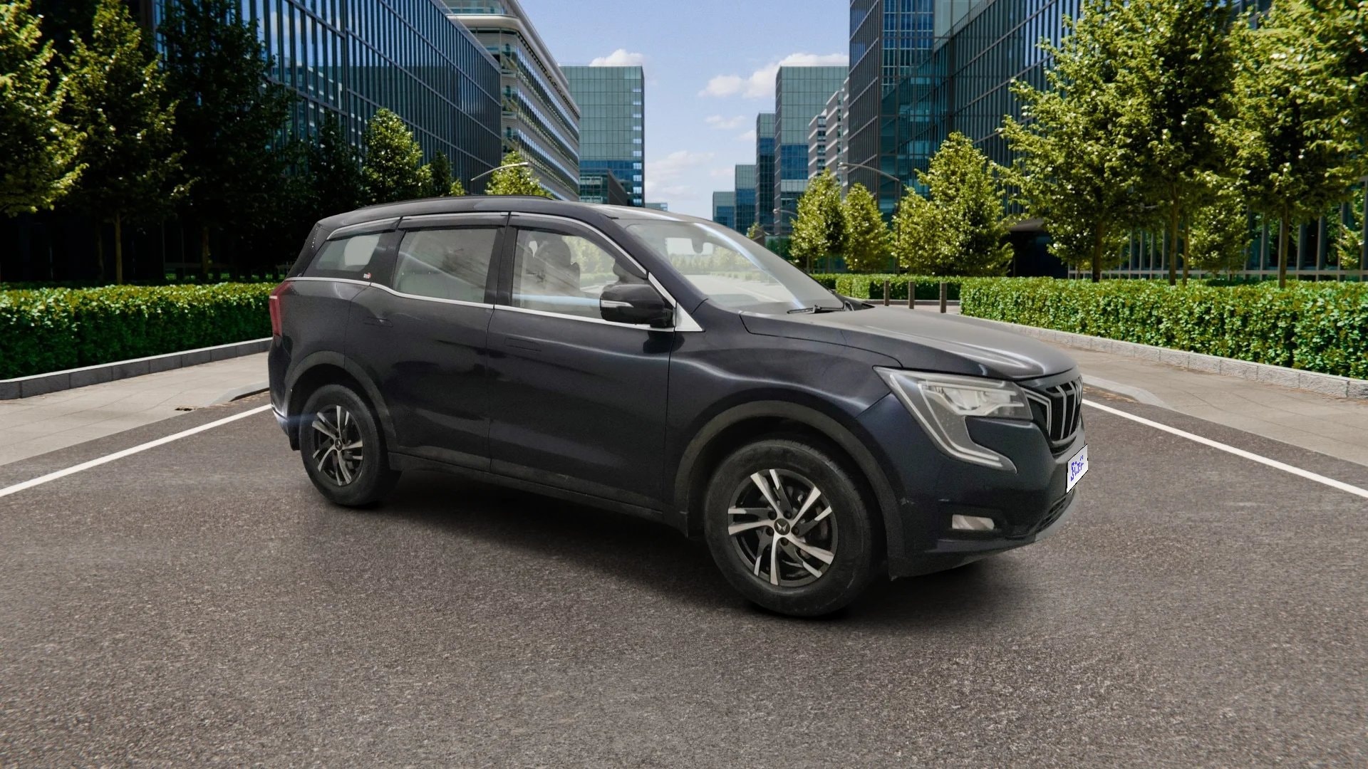 View 2023 Mahindra XUV700 MX Petrol 5 STR Image 22 Used 2023 Mahindra XUV700 MX Petrol 5 STR Image 22