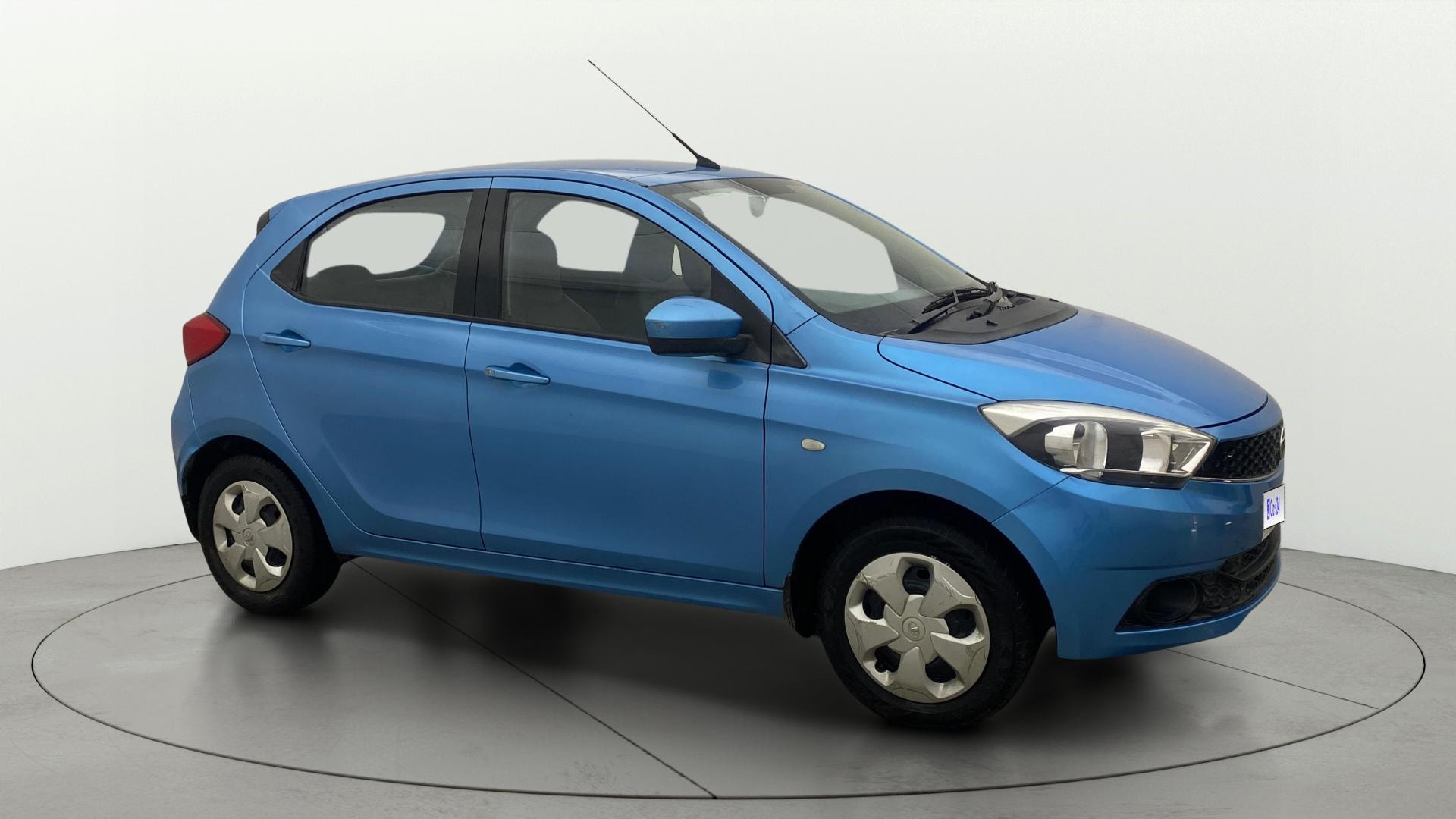 View 2016 Tata Tiago Revotorq XB Image 22 Used 2016 Tata Tiago Revotorq XB Image 22