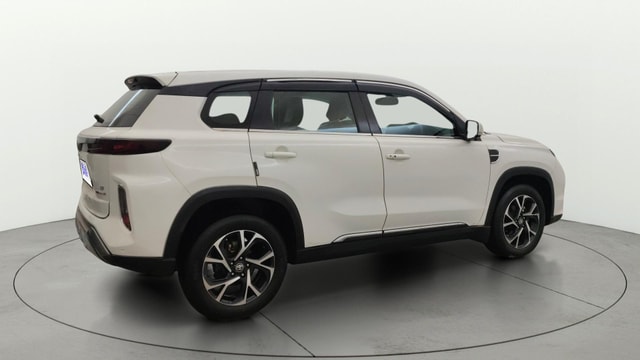 View Toyota Urban Cruiser Hyryder Image 45 Used Toyota Urban Cruiser Hyryder Image 45