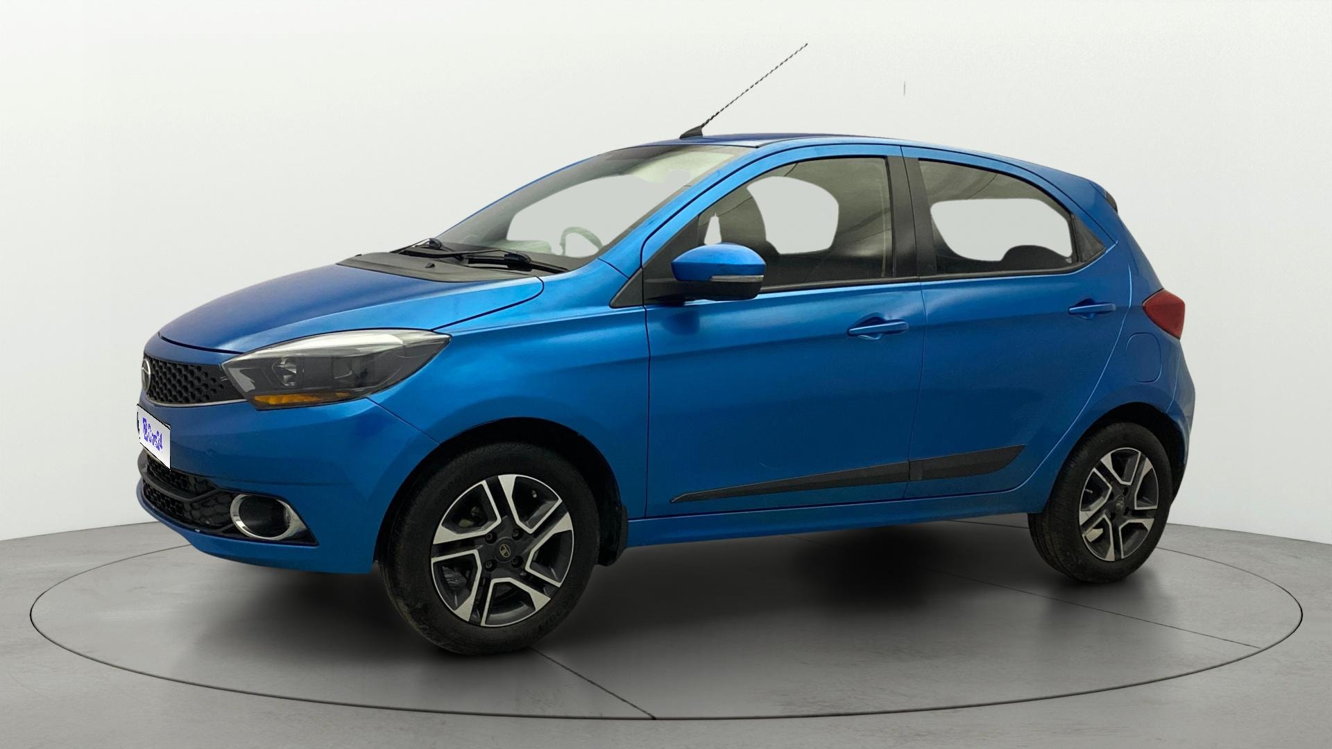 View 2019 Tata Tiago Revotorq XB Image 34 Used 2019 Tata Tiago Revotorq XB Image 34