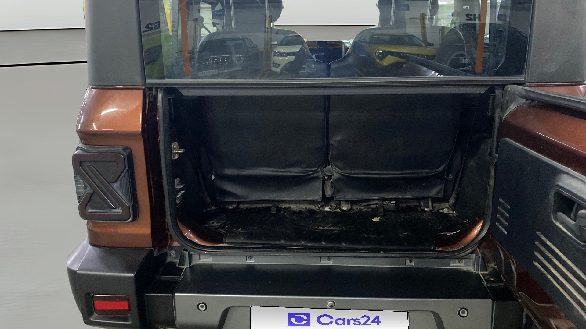 View 2021 Mahindra Thar AX Standard Manual Soft Top 6 Seater Image 41 Used 2021 Mahindra Thar AX Standard Manual Soft Top 6 Seater Image 41