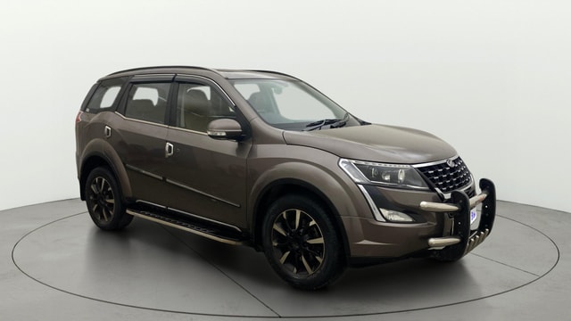 View Mahindra XUV500 Image 24 Used Mahindra XUV500 Image 24