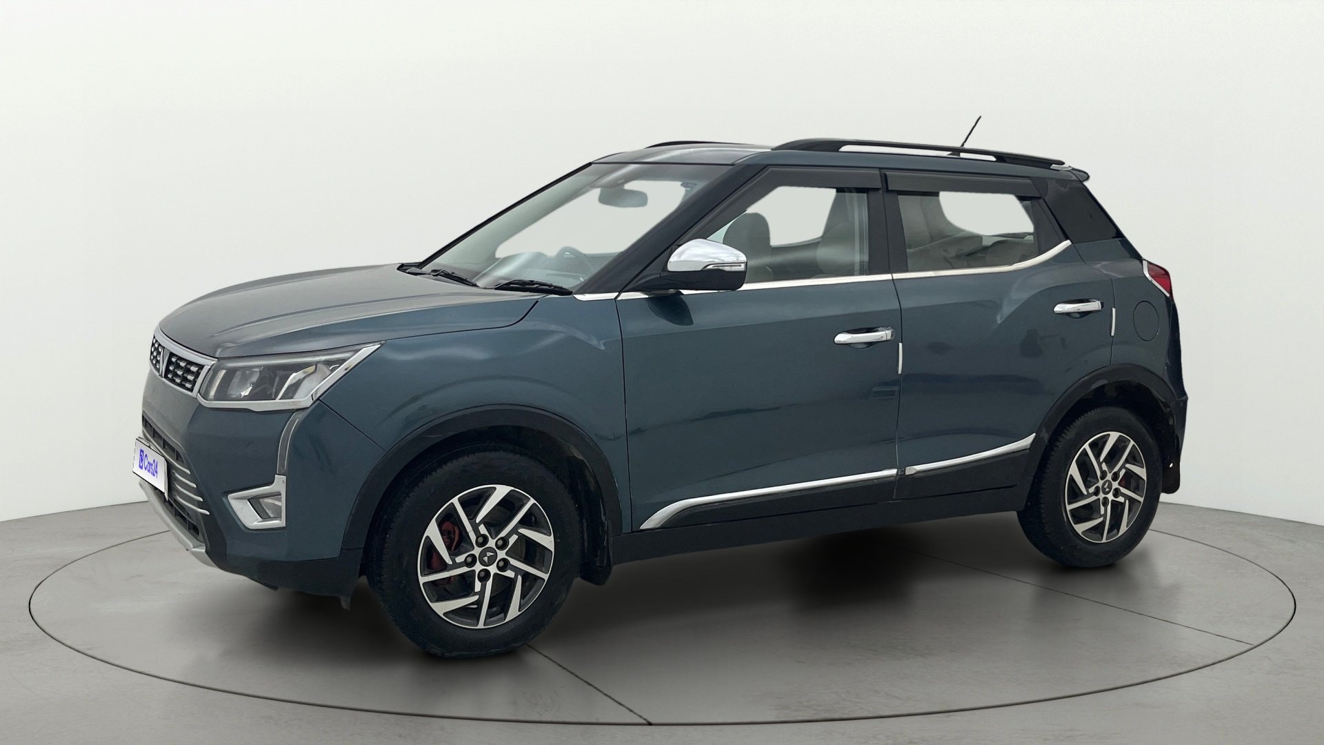 Used 2022 Mahindra XUV300 Used 2022 Mahindra XUV300