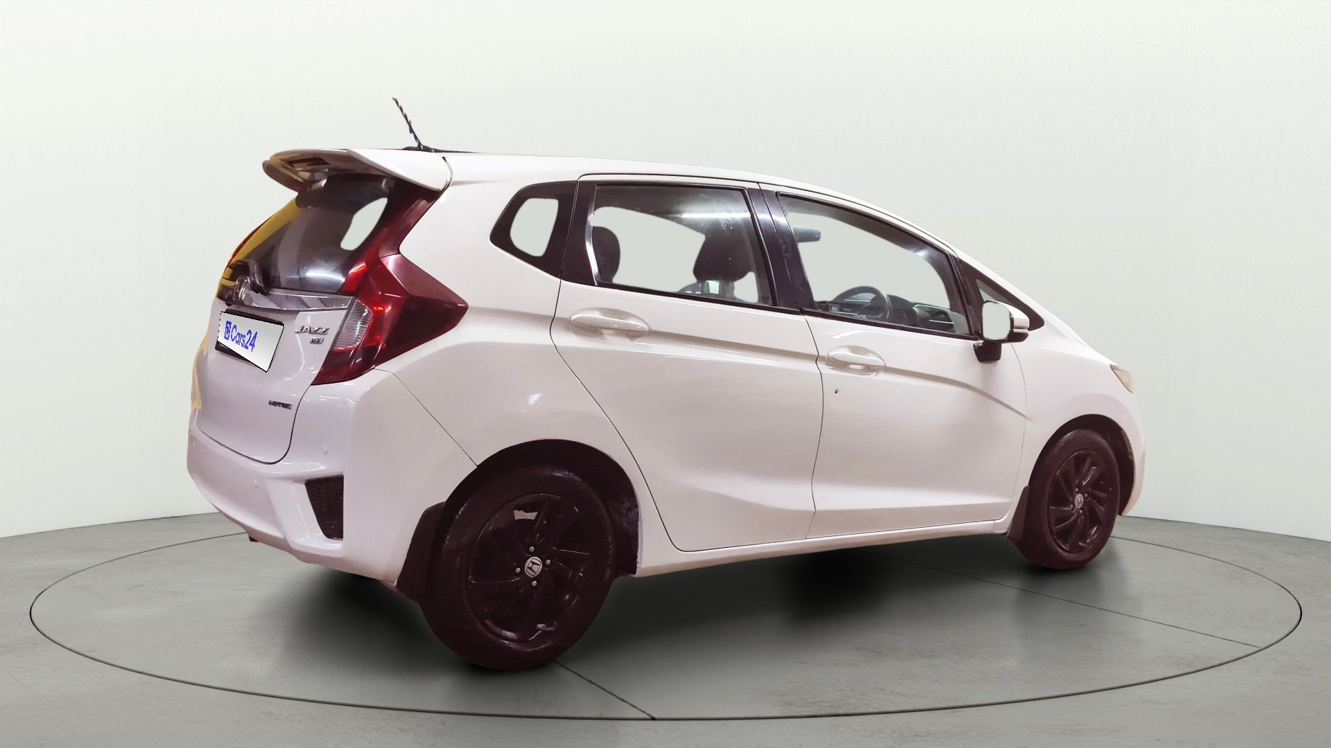 View 2016 Honda Jazz E MT Diesel Image 42 Used 2016 Honda Jazz E MT Diesel Image 42