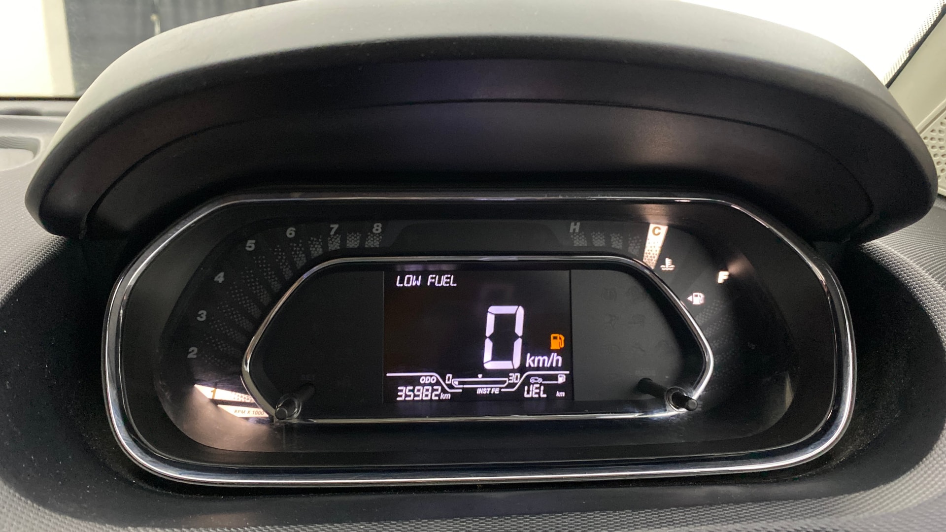 View 2022 Tata Tigor XE Diesel Image 20 Used 2022 Tata Tigor XE Diesel Image 20
