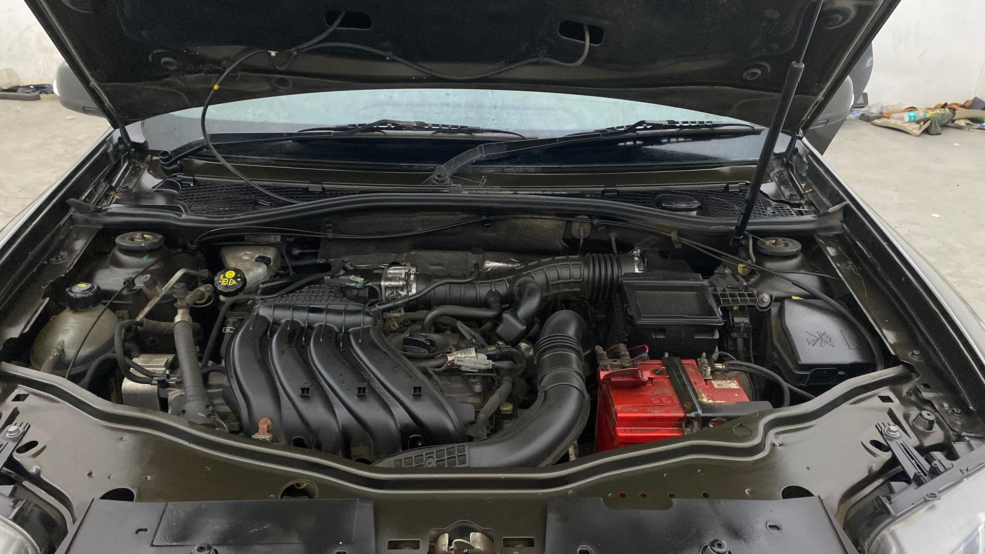 View 2020 Renault Duster Petrol RXZ Image 41 Used 2020 Renault Duster Petrol RXZ Image 41