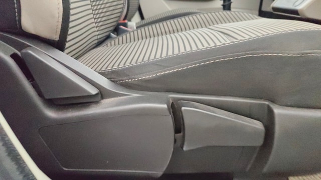 View Renault Triber Image 19 Used Renault Triber Image 19