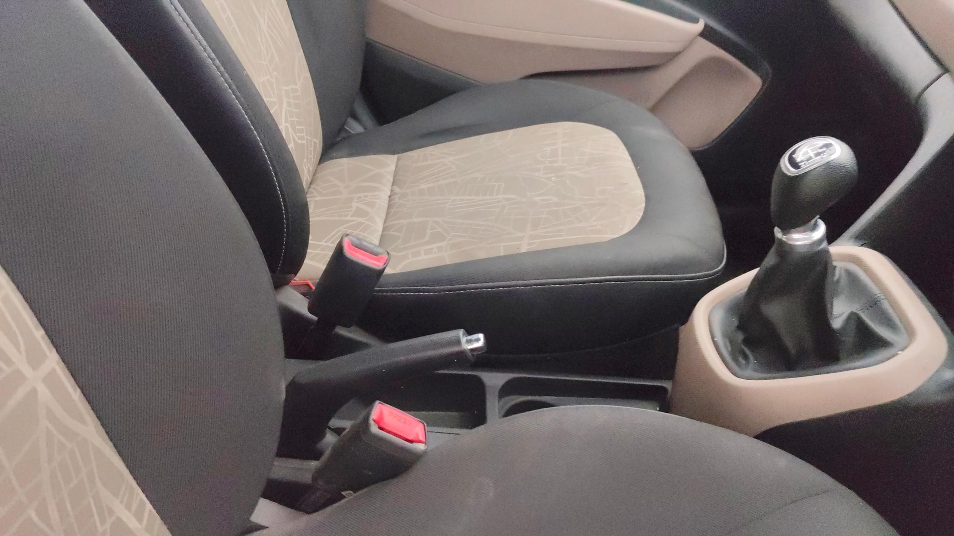 Used 2016 Hyundai Grand i10 Used 2016 Hyundai Grand i10