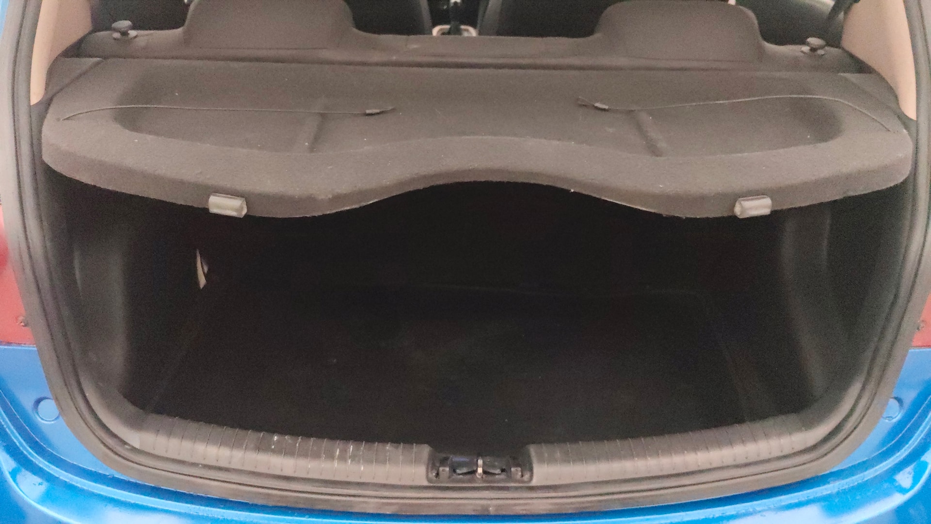 View 2017 Hyundai Grand i10 1.2 Sportz Petrol AT Image 10 Used 2017 Hyundai Grand i10 1.2 Sportz Petrol AT Image 10