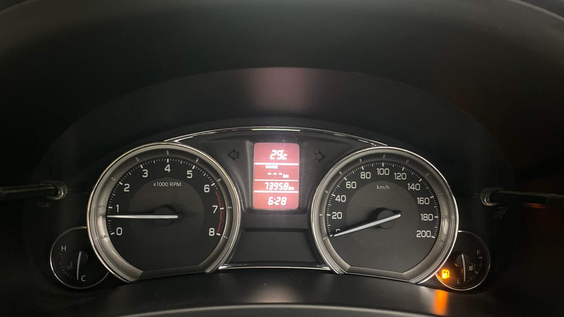 View 2017 Maruti Suzuki 1000 Base Variant Image 33 Used 2017 Maruti Suzuki 1000 Base Variant Image 33