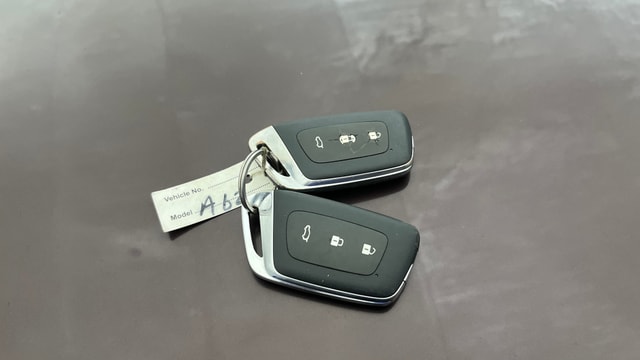 View MG Hector Plus Image 20 Used MG Hector Plus Image 20