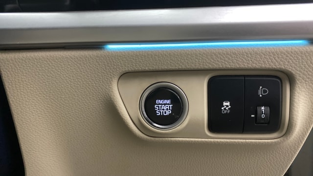 View Kia Carens Image 42 Used Kia Carens Image 42