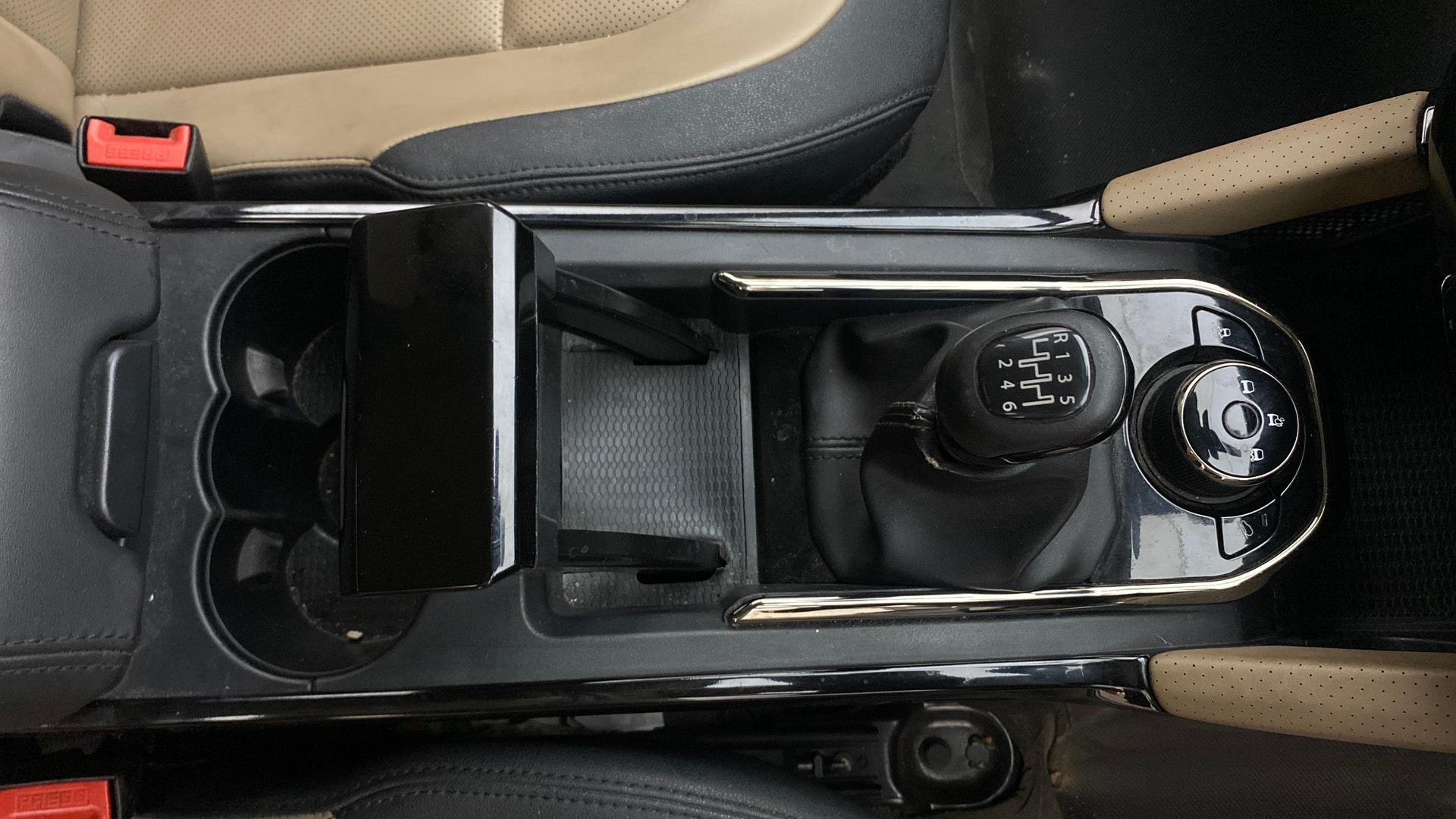 View 2022 Tata Harrier XE Image 41 Used 2022 Tata Harrier XE Image 41