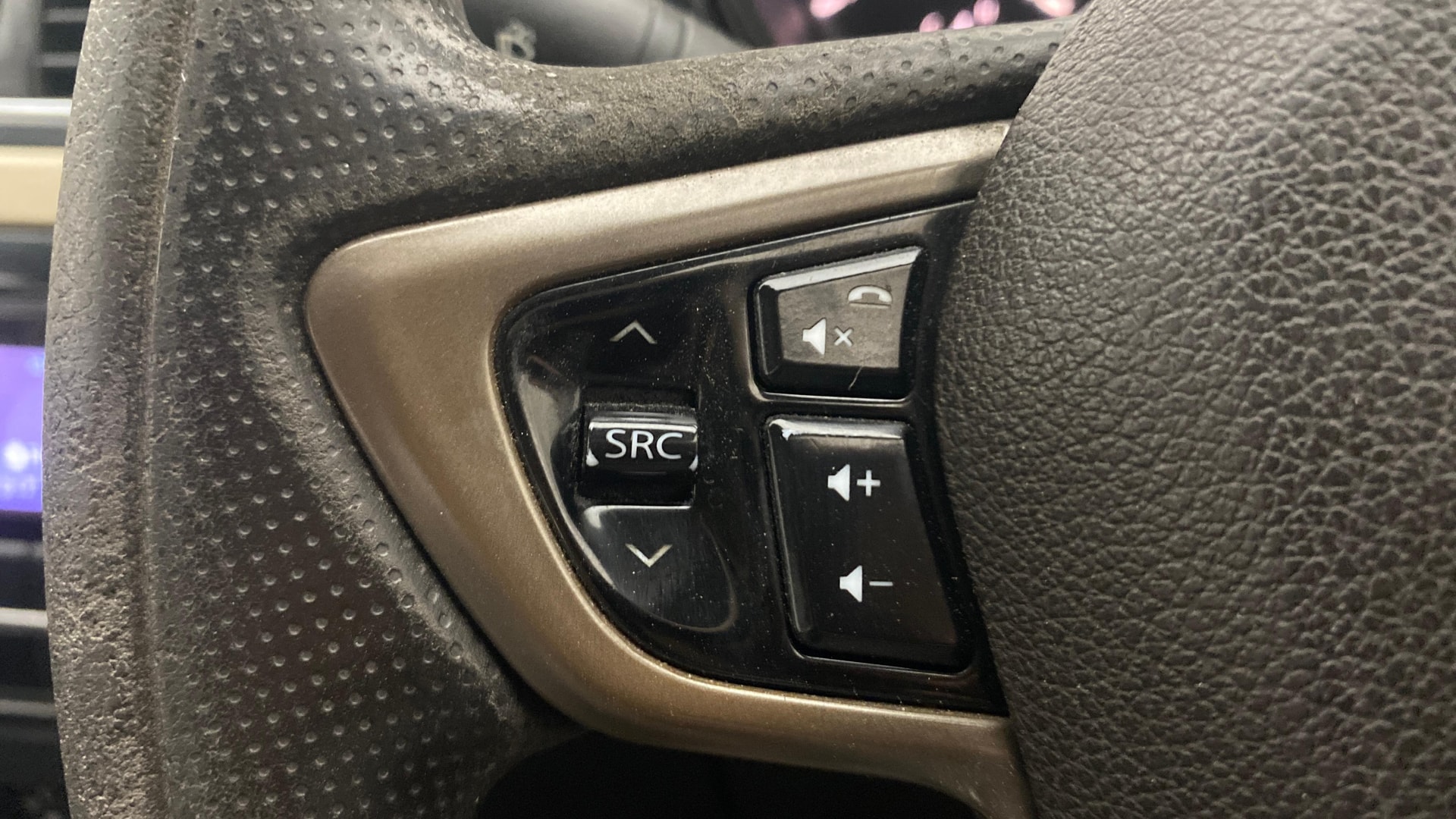 View 2016 Tata Zest XMS Petrol Image 3 Used 2016 Tata Zest XMS Petrol Image 3