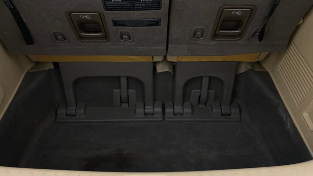 View Kia Carnival Image 7 Used Kia Carnival Image 7