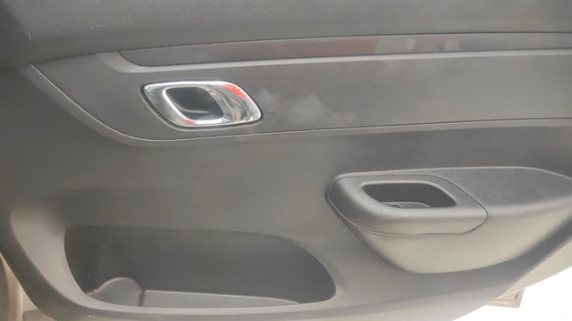 View Renault Kwid Image 33 Used Renault Kwid Image 33