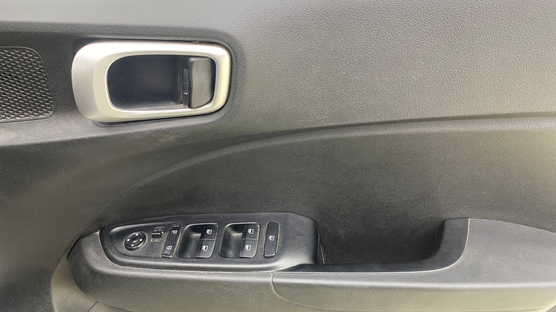 View 2021 Hyundai Venue S 1.2 Petrol Image 32 Used 2021 Hyundai Venue S 1.2 Petrol Image 32