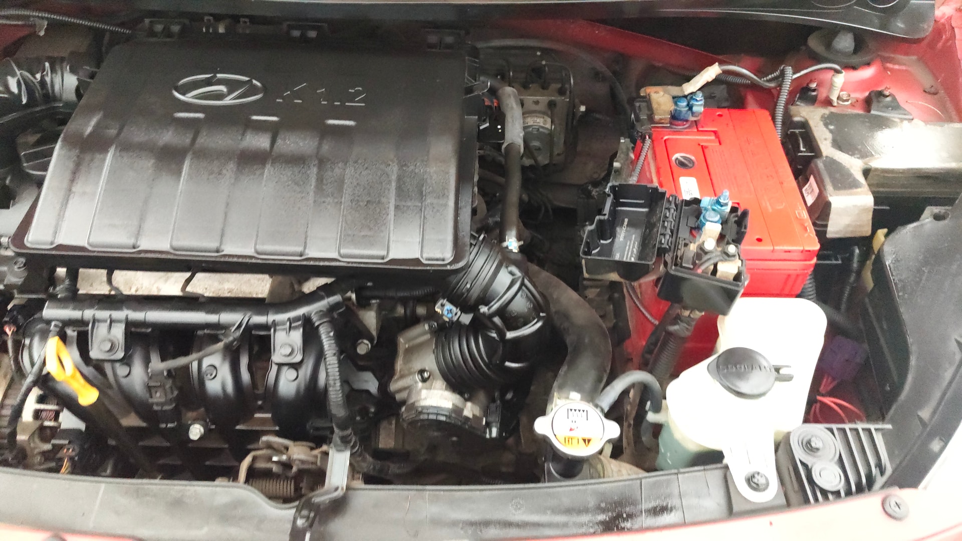 View 2019 Hyundai Grand i10 Sportz 1.2 Kappa Image 13 Used 2019 Hyundai Grand i10 Sportz 1.2 Kappa Image 13