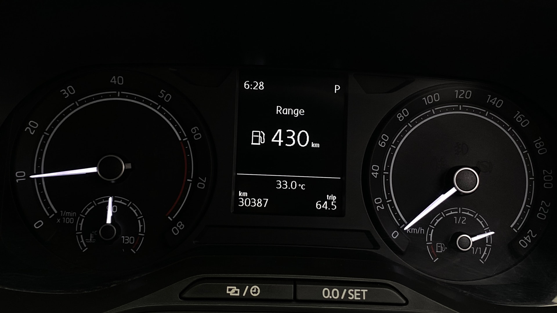 View 2023 Skoda Kushaq Ambition 1.0 TSI AT Image 35 Used 2023 Skoda Kushaq Ambition 1.0 TSI AT Image 35