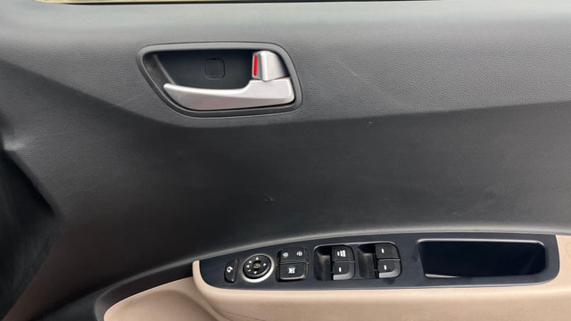 View Hyundai Grand i10 Image 33 Used Hyundai Grand i10 Image 33