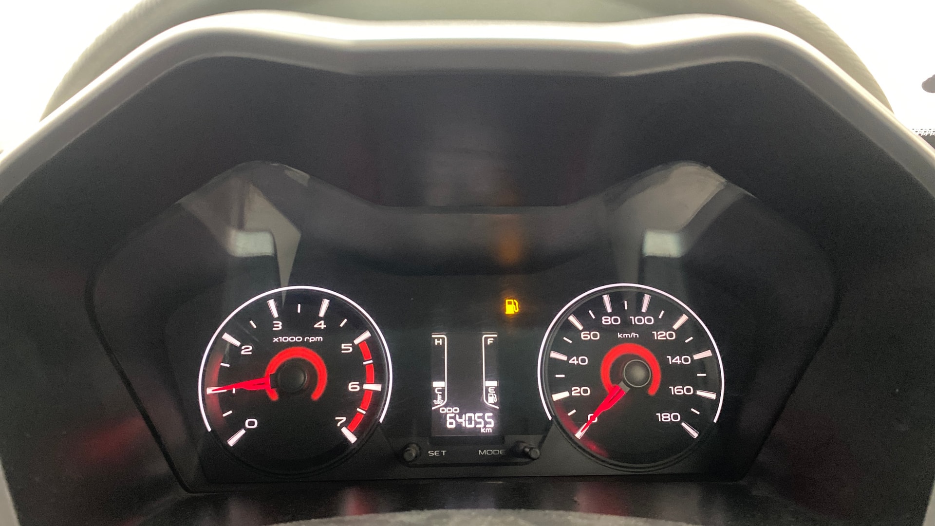 Used 2016 Mahindra KUV100 Used 2016 Mahindra KUV100