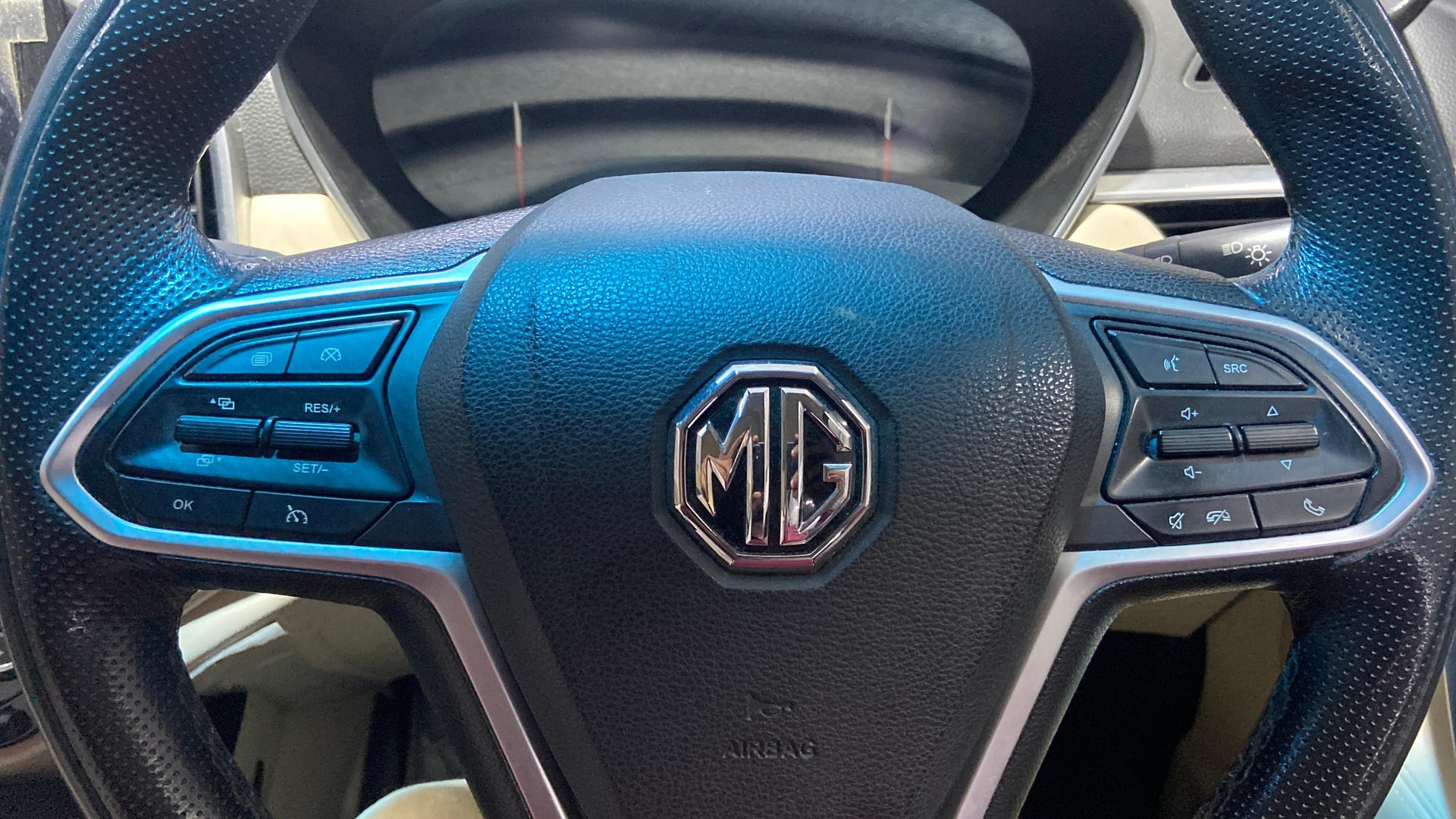 View 2021 MG Hector Sharp CVT Petrol Image 3 Used 2021 MG Hector Sharp CVT Petrol Image 3