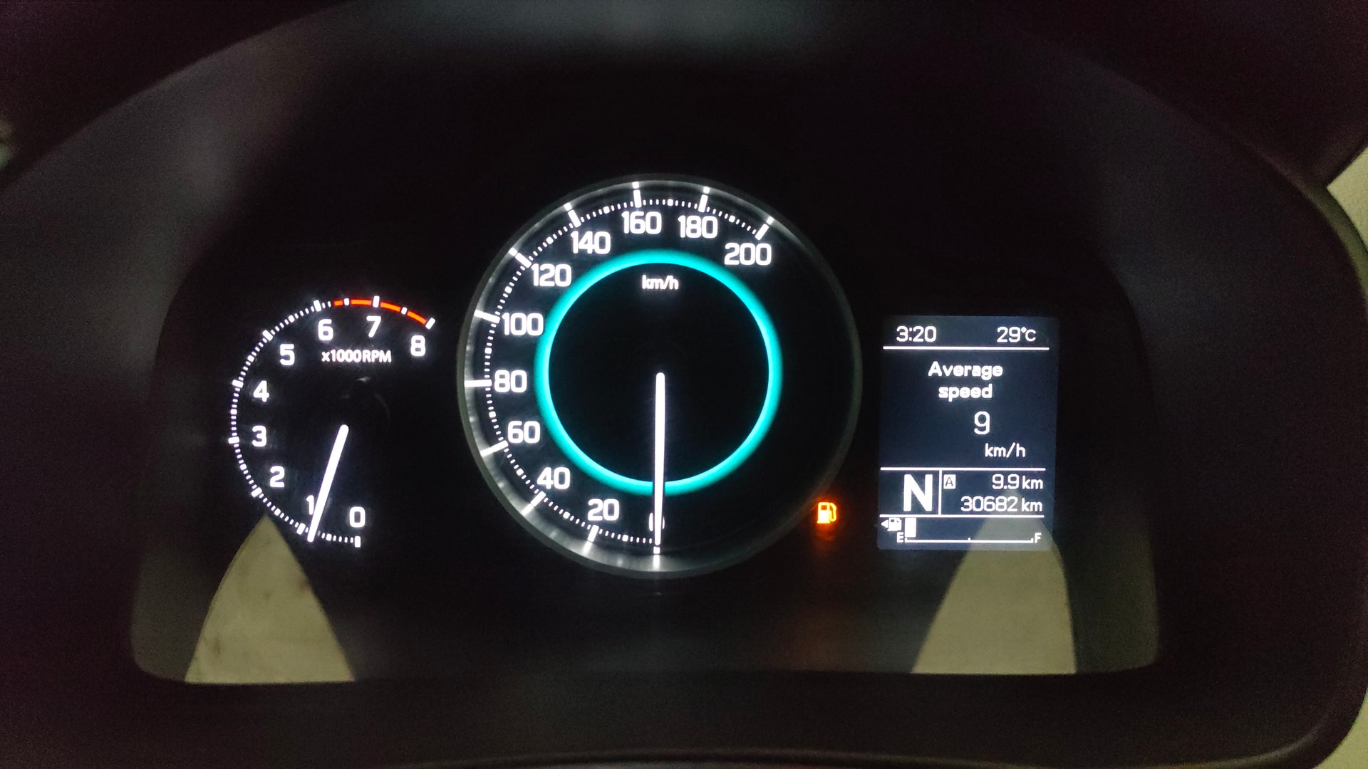 View 2018 Maruti Suzuki 1000 Base Variant Image 34 Used 2018 Maruti Suzuki 1000 Base Variant Image 34