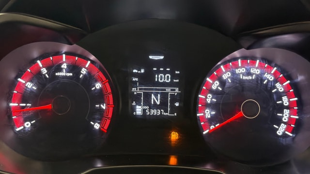 View Mahindra XUV300 Image 19 Used Mahindra XUV300 Image 19