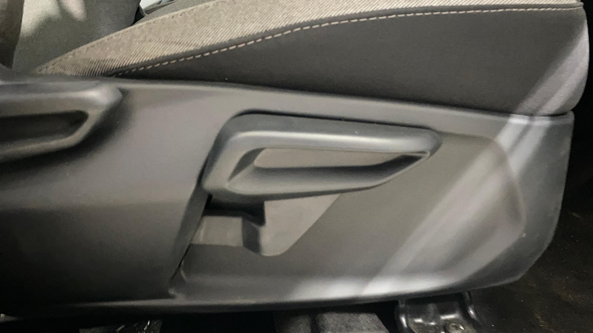View 2025 Tata Tiago Revotorq XB Image 19 Used 2025 Tata Tiago Revotorq XB Image 19