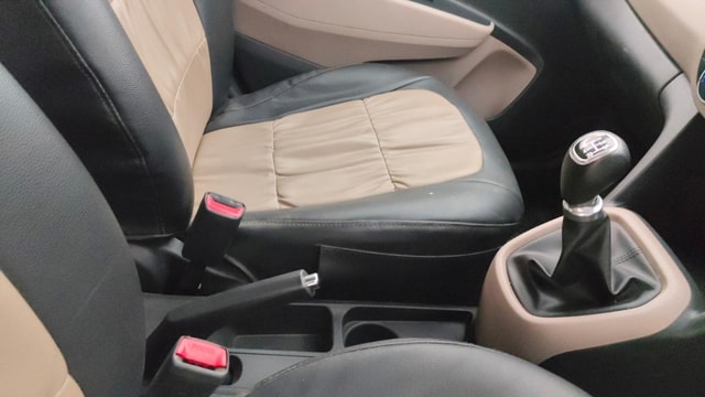 View Hyundai Grand i10 Image 38 Used Hyundai Grand i10 Image 38
