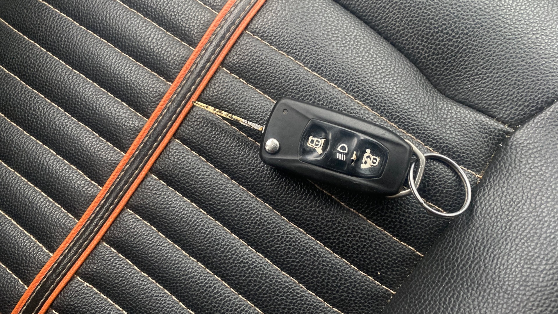 View 2016 Tata Tiago Revotorq XB Image 26 Used 2016 Tata Tiago Revotorq XB Image 26