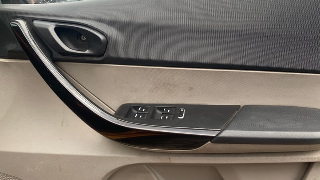 View Tata Tiago Image 32 Used Tata Tiago Image 32
