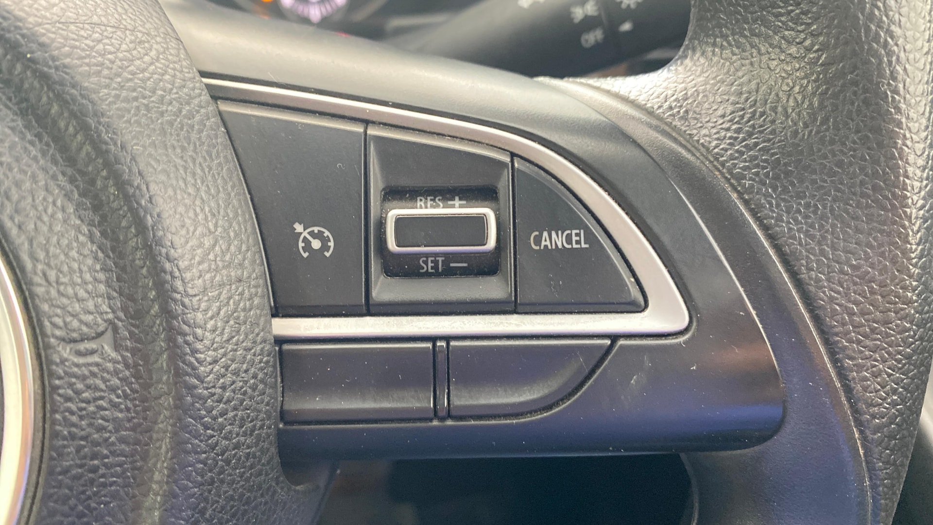 View 2022 Maruti Suzuki 1000 Base Variant Image 3 Used 2022 Maruti Suzuki 1000 Base Variant Image 3