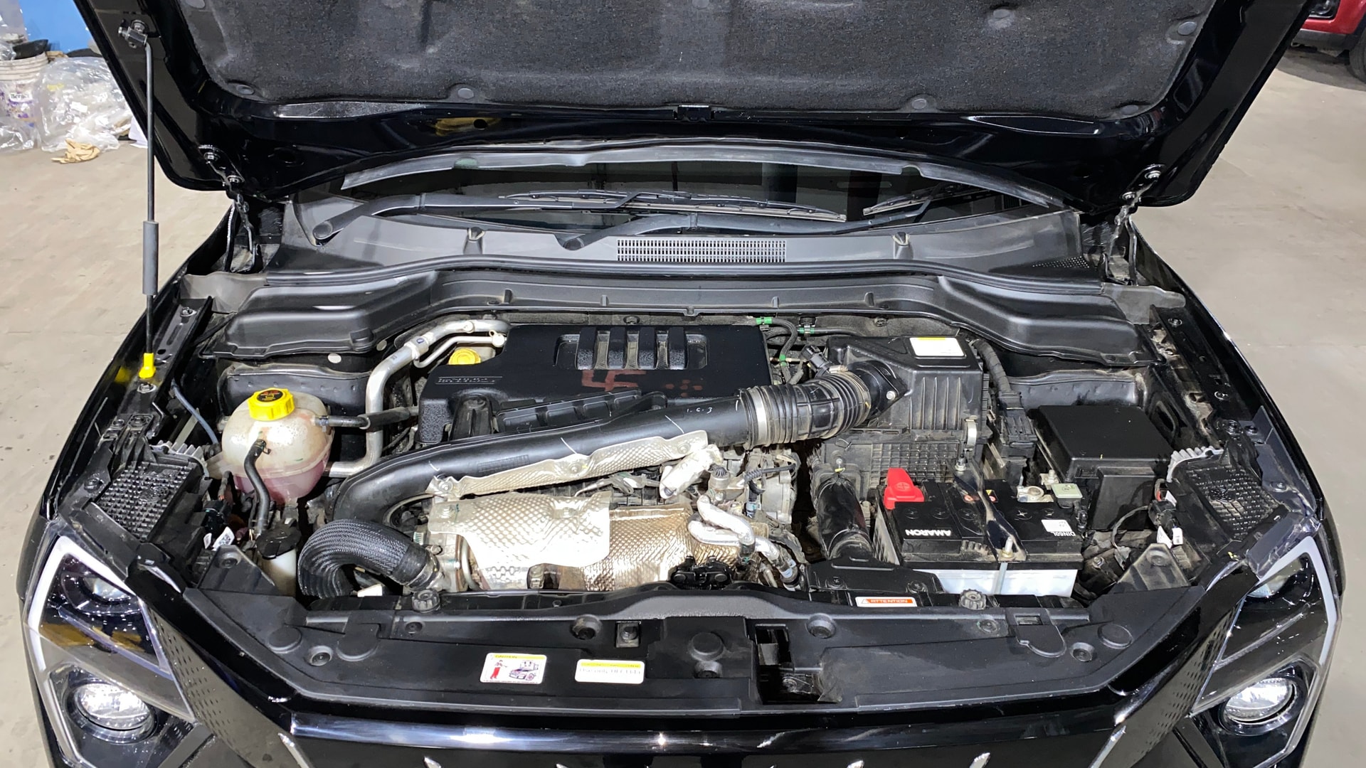 Used 2024 Mahindra XUV 3XO Used 2024 Mahindra XUV 3XO