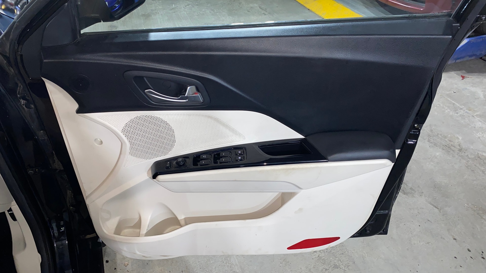 Used 2024 Mahindra XUV 3XO Used 2024 Mahindra XUV 3XO