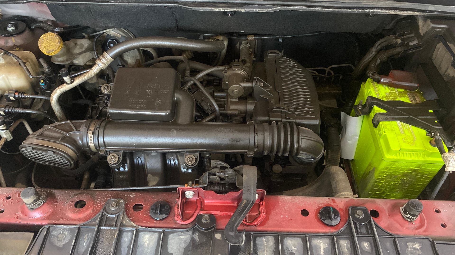 View 2020 Renault Triber RXZ Image 43 Used 2020 Renault Triber RXZ Image 43
