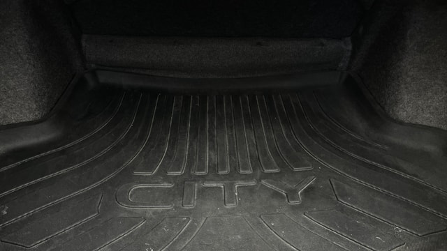 View Honda City ZX Image 11 Used Honda City ZX Image 11