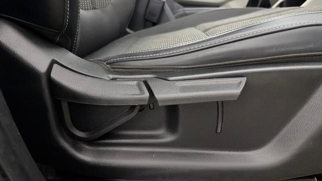 View Kia Carens Image 11 Used Kia Carens Image 11
