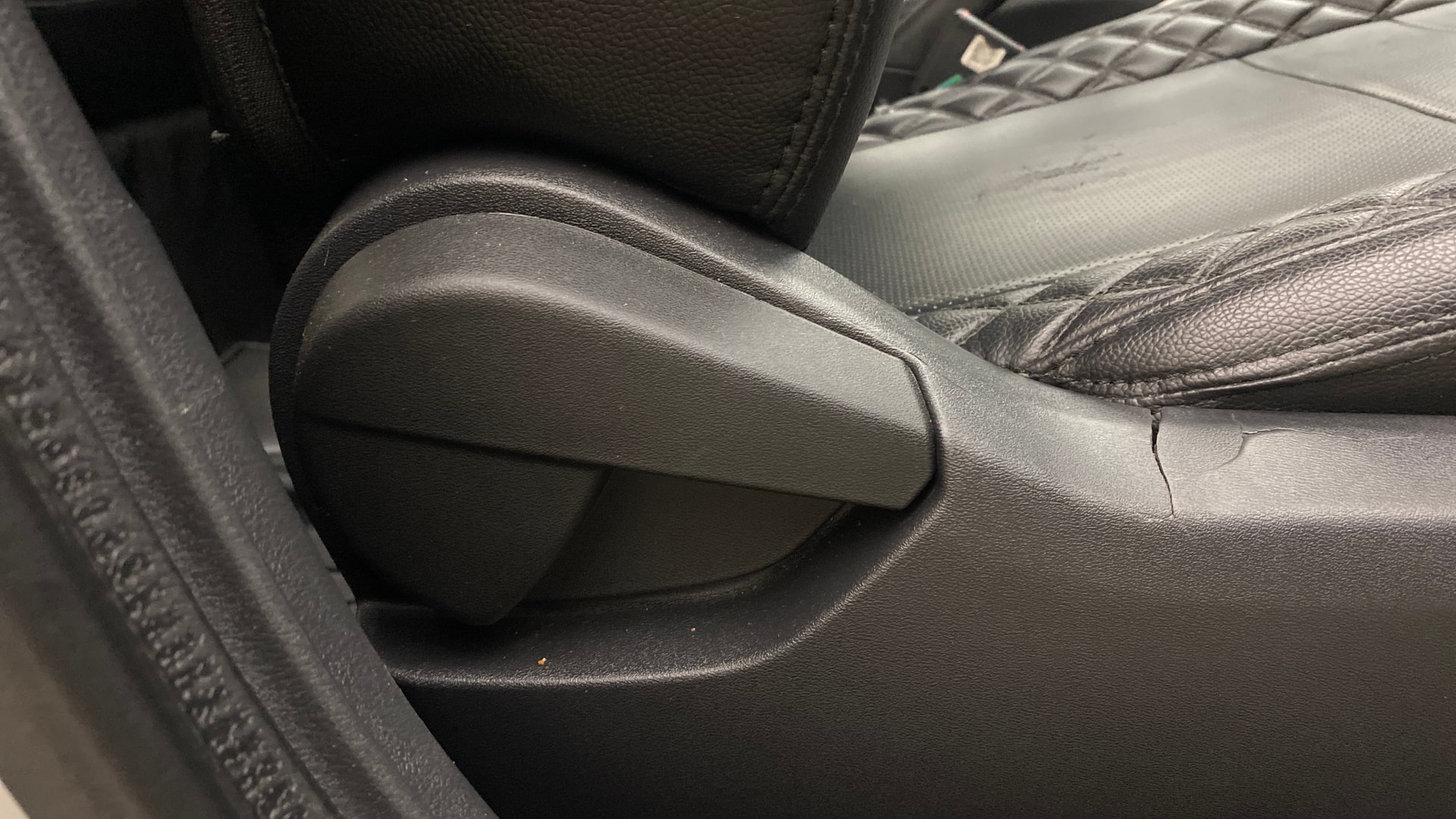 View 2023 Nissan Magnite XE Image 18 Used 2023 Nissan Magnite XE Image 18