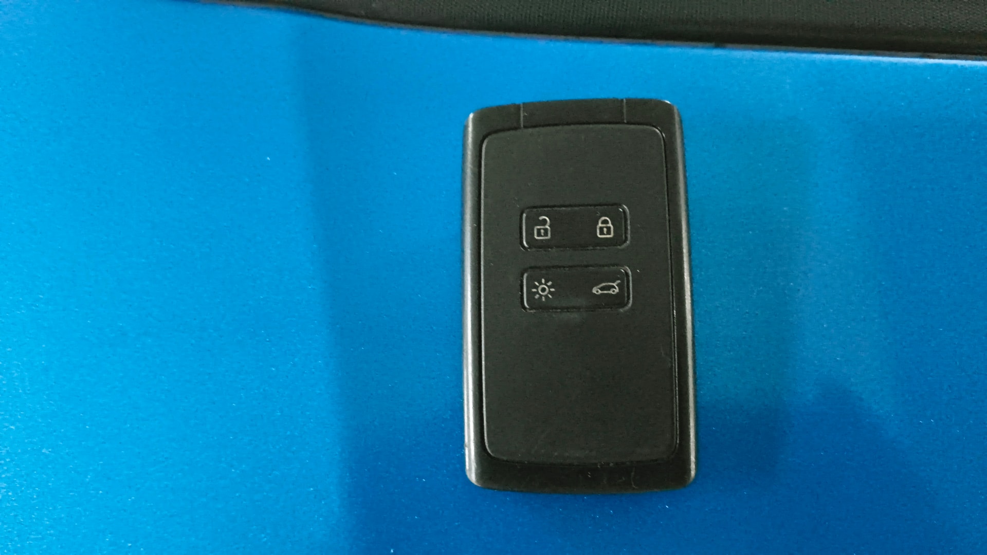 View 2021 Renault Triber RXZ Image 28 Used 2021 Renault Triber RXZ Image 28