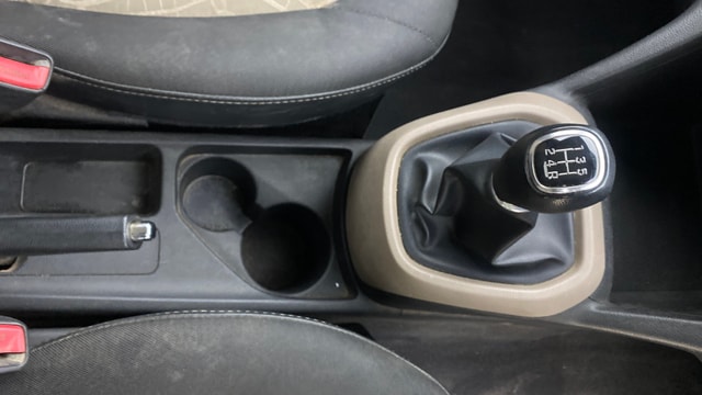 View Hyundai Grand i10 Image 38 Used Hyundai Grand i10 Image 38