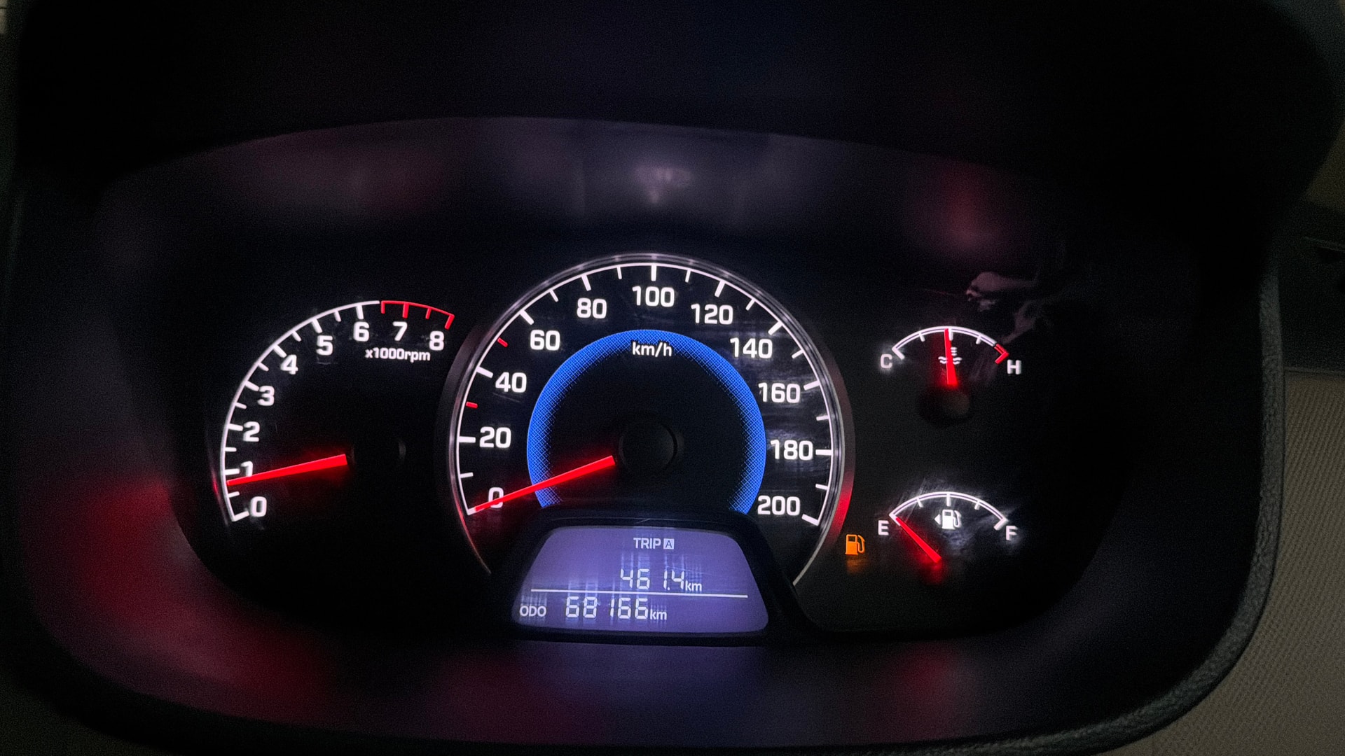 View 2015 Hyundai Grand i10 Sportz 1.2 Kappa Image 33 Used 2015 Hyundai Grand i10 Sportz 1.2 Kappa Image 33