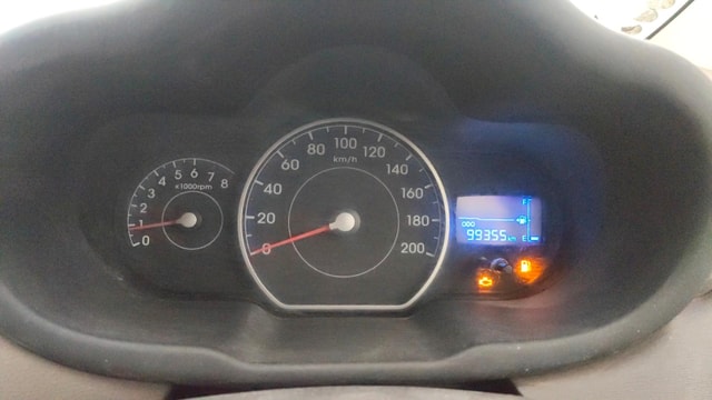 View Hyundai i10 Image 33 Used Hyundai i10 Image 33