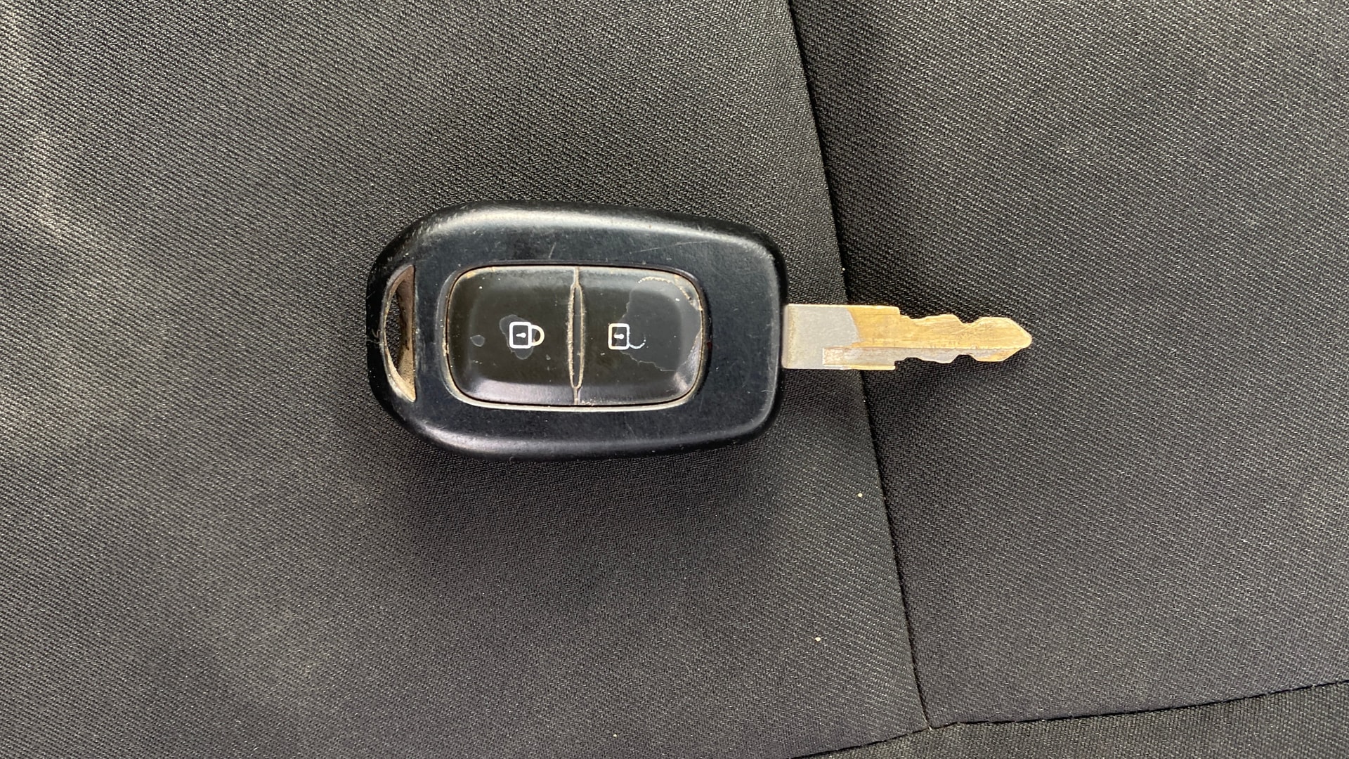 View 2017 Renault Kwid RXT 1.0 Driver Airbag Option Image 26 Used 2017 Renault Kwid RXT 1.0 Driver Airbag Option Image 26