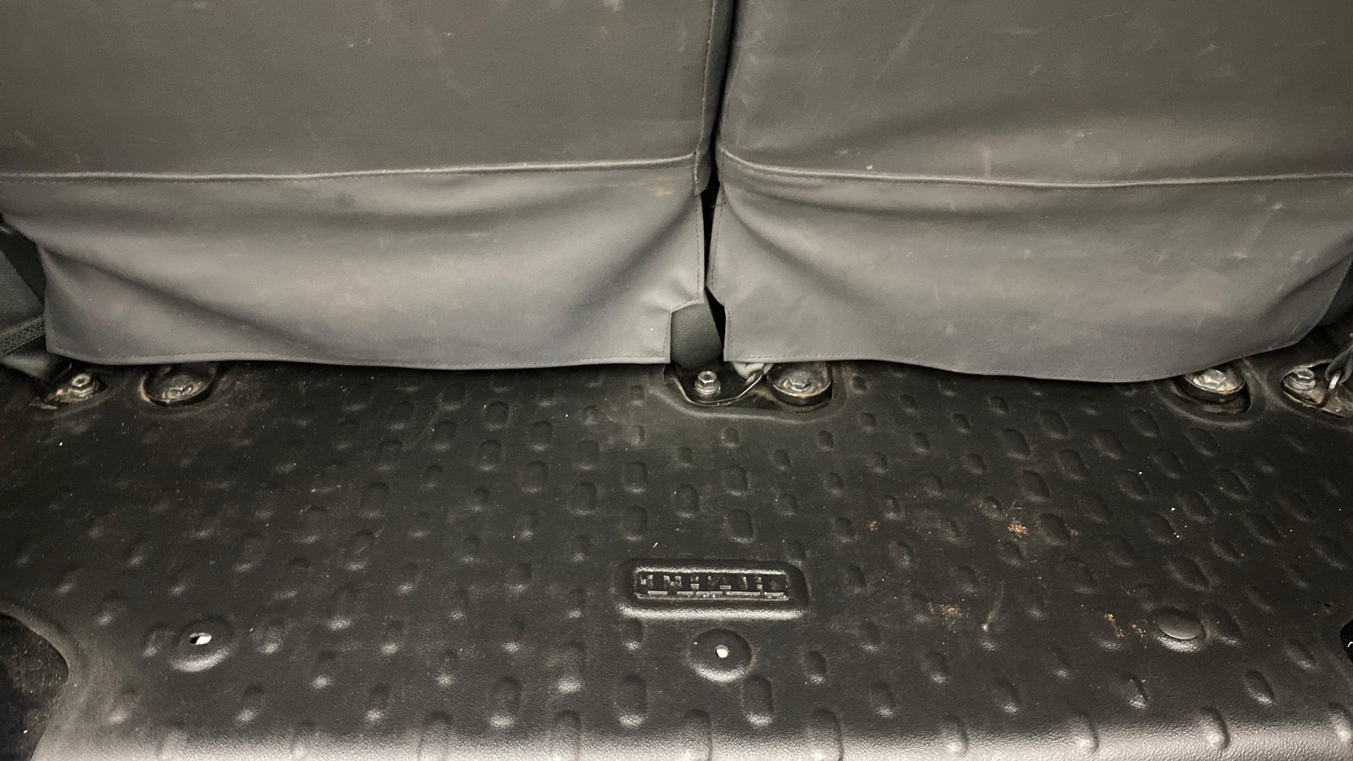 View 2021 Mahindra Thar AX Standard Manual Soft Top 6 Seater Image 9 Used 2021 Mahindra Thar AX Standard Manual Soft Top 6 Seater Image 9