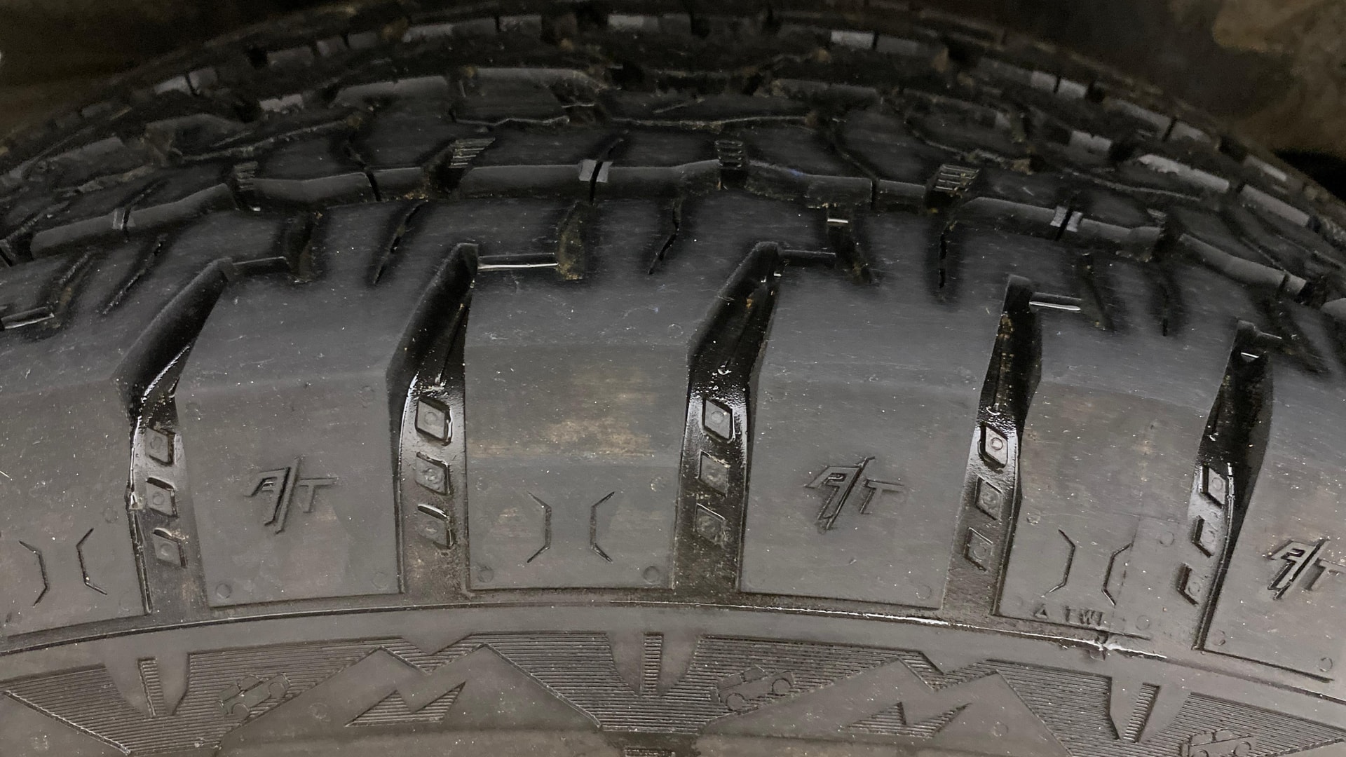 View 2021 Mahindra Thar AX Standard Manual Soft Top 6 Seater Image 13 Used 2021 Mahindra Thar AX Standard Manual Soft Top 6 Seater Image 13