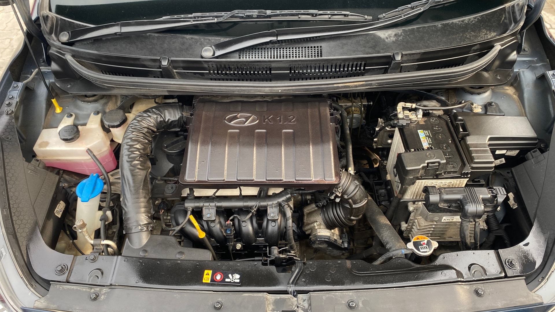 View 2021 Hyundai Grand i10 Nios Sportz Petrol AMT Image 41 Used 2021 Hyundai Grand i10 Nios Sportz Petrol AMT Image 41