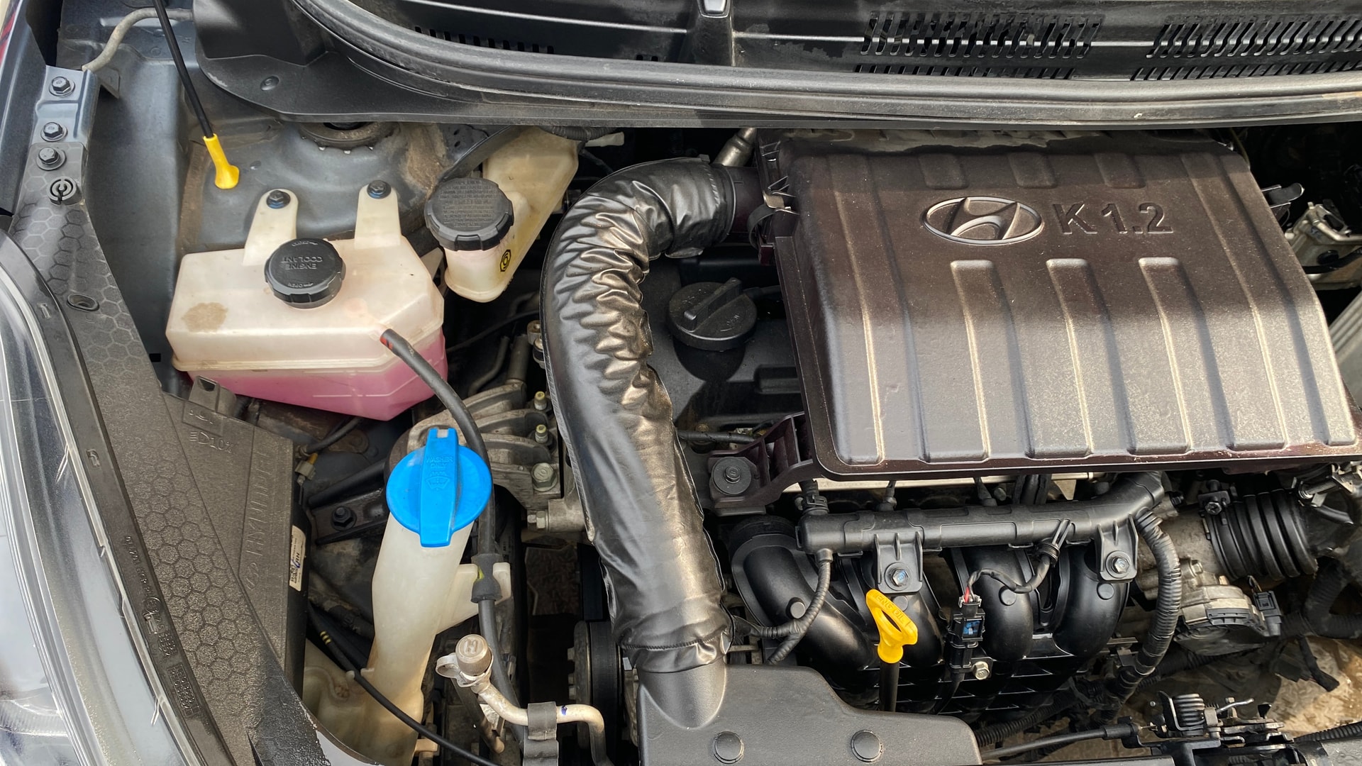 View 2021 Hyundai Grand i10 Nios Sportz Petrol AMT Image 3 Used 2021 Hyundai Grand i10 Nios Sportz Petrol AMT Image 3