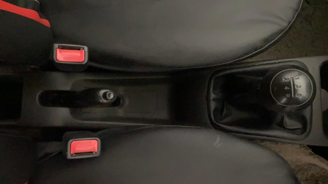 View Hyundai EON Image 37 Used Hyundai EON Image 37
